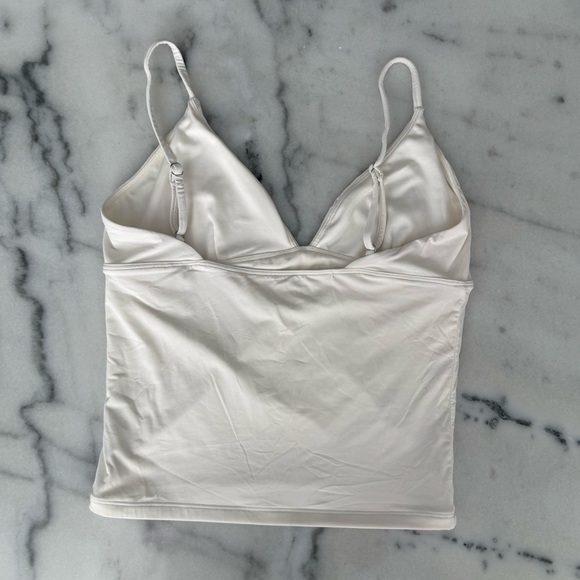 Amazon Tank - Picture 2 of 4